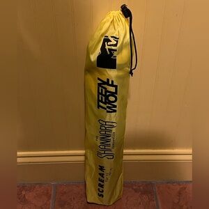 NWOT SAN DIEGO COMIC CON EXCLUSIVE MTV COLLAPSIBLE STOOL.